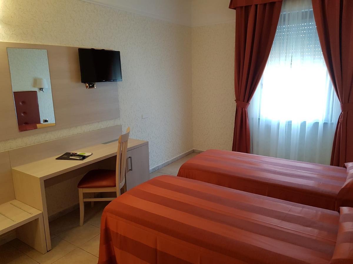 Hotel Villa Rosa Ρώμη Εξωτερικό φωτογραφία
